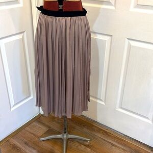 Attic and Barn Skirt